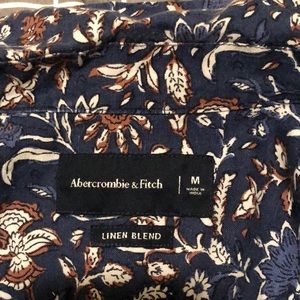 Abercrombie size medium